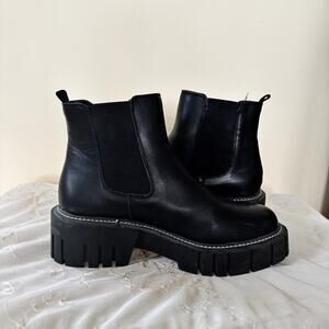Madden Girl Black Ankle Boots – Size 8